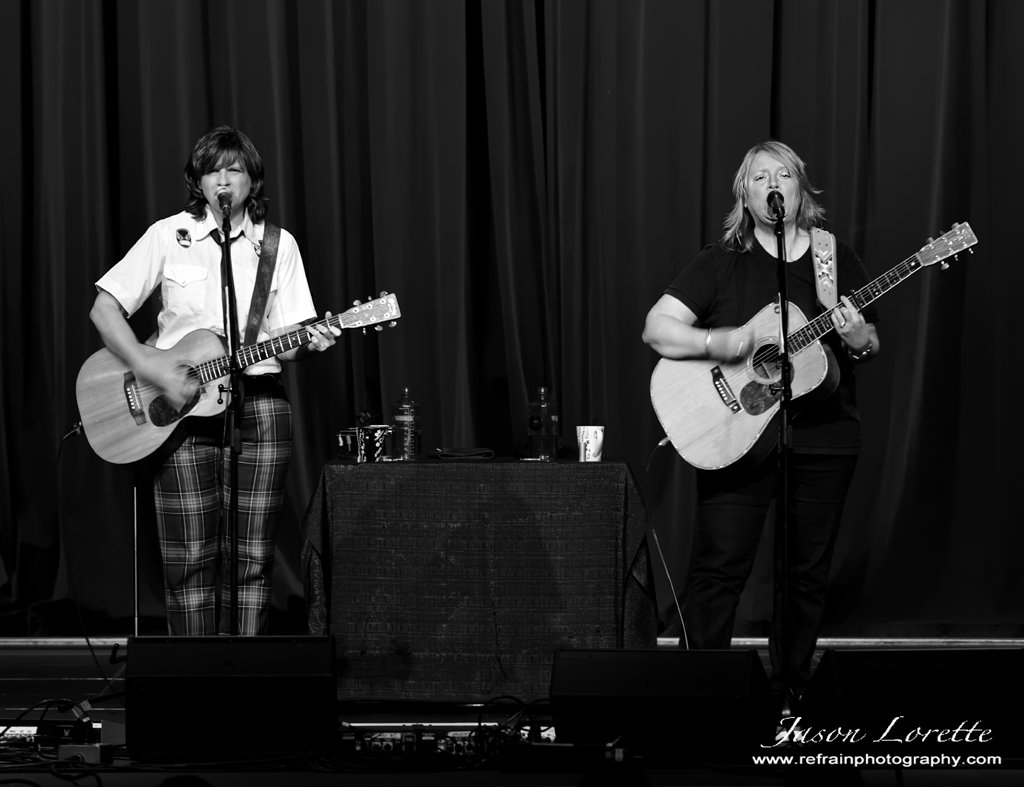 Indigo Girls - Casino NB -  10/22/13 - Refrain Photography