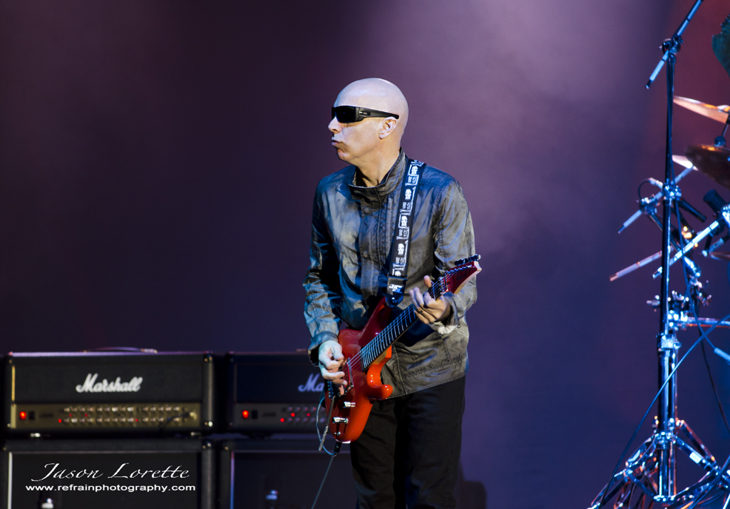 Joe Satriani - Unstoppable Momentum Tour - Casino NB - 10/04/13